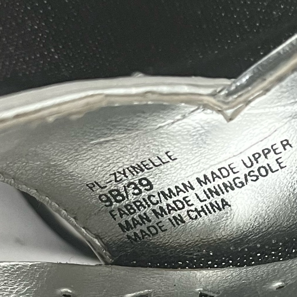 BCBG Paris Ostrica Hills Shoes in Black & Silver Women's sz EU 39 US 8 - Picture 4 of 8